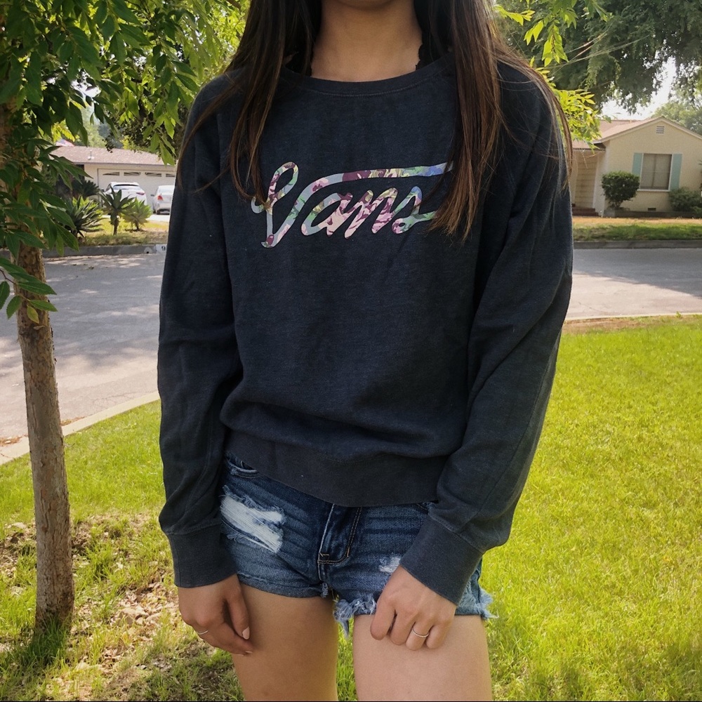 vans grayish navy crewneck